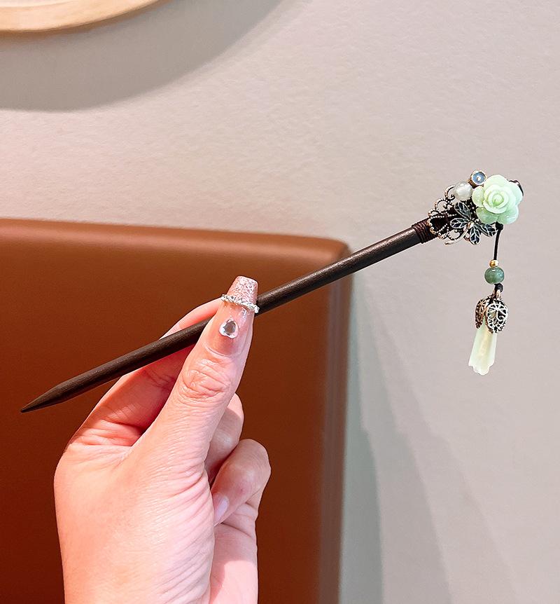 Exquisite Flower Tassel Wooden Hairpin Retro Chinese Style Handmade Floral Hair Stick Vintage Girls Women Hanfu Hair Accessories