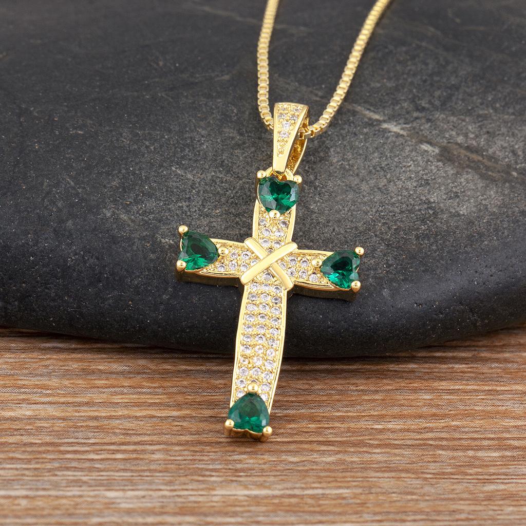 Nidin New Trendy Heart Shape Rhinestone Jesus Cross Pendant Necklace For Women Men 5 Colors Choice Clavicle Chain Jewelry Gifts