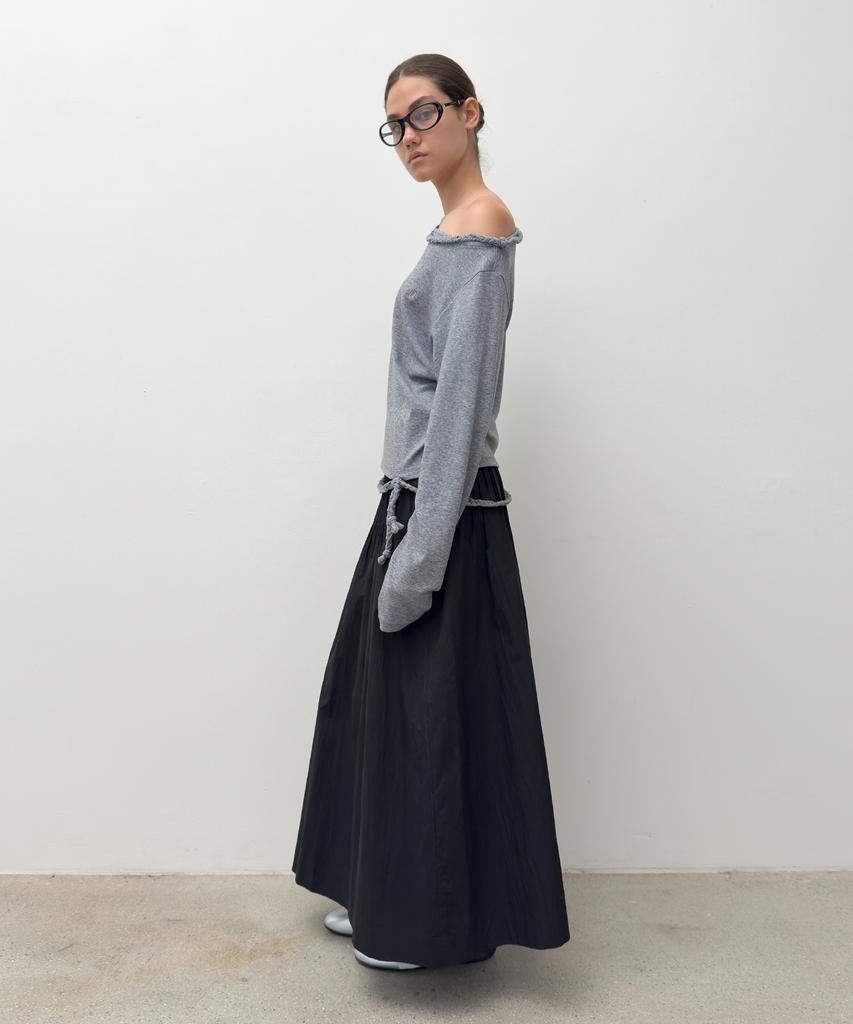 Daiaegeuneol Stitched Trapeze Skirt (Black)