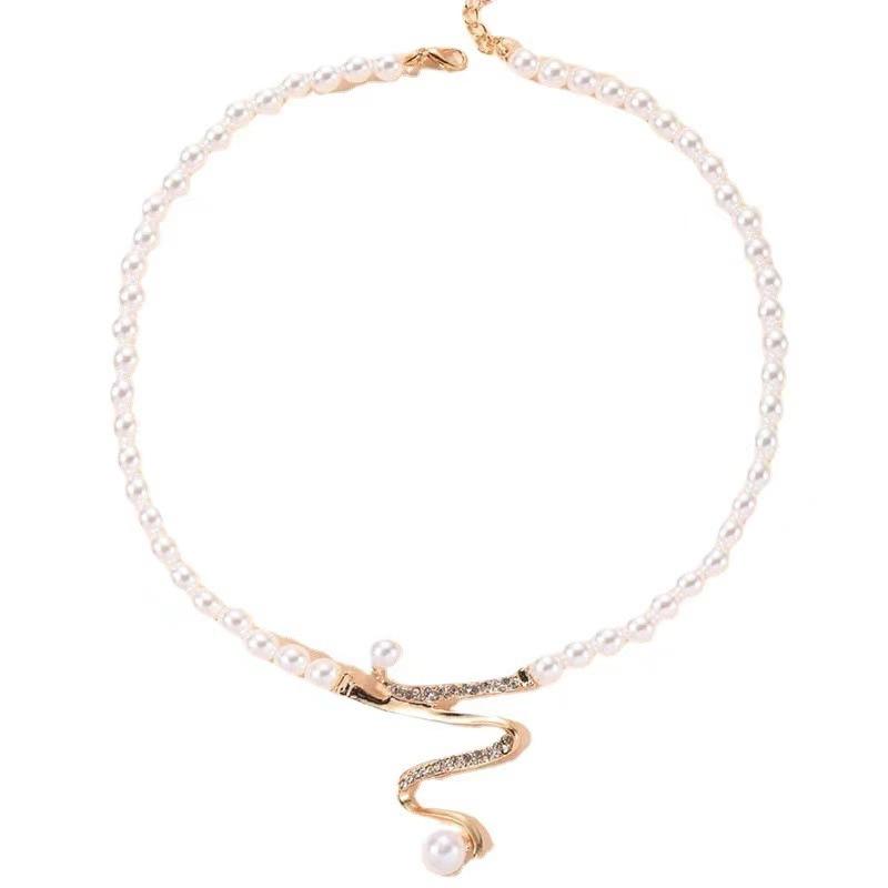 Deep V Fashion Collarbone Necklace