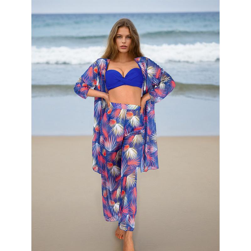 2026 Women's Four-Piece Bikini Set with Sun Protection: Includes Long-Sleeved Cover-Up, Trousers, and Swimwear for Beach or Hot Springs.