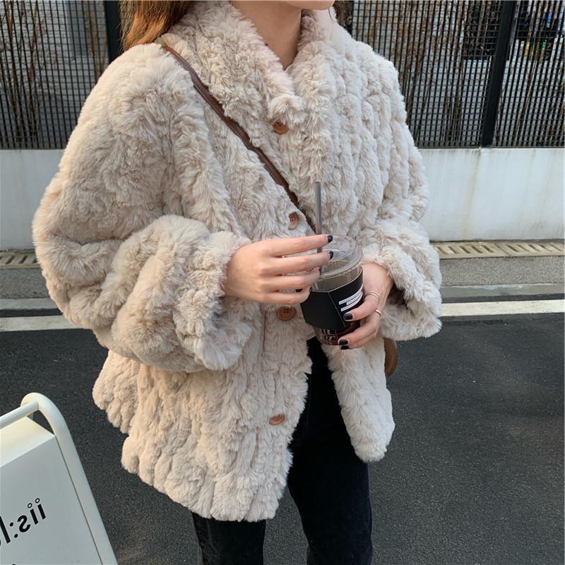Imitation rabbit fur brush plush jacket women's short short small autumn and winter new fur plush top