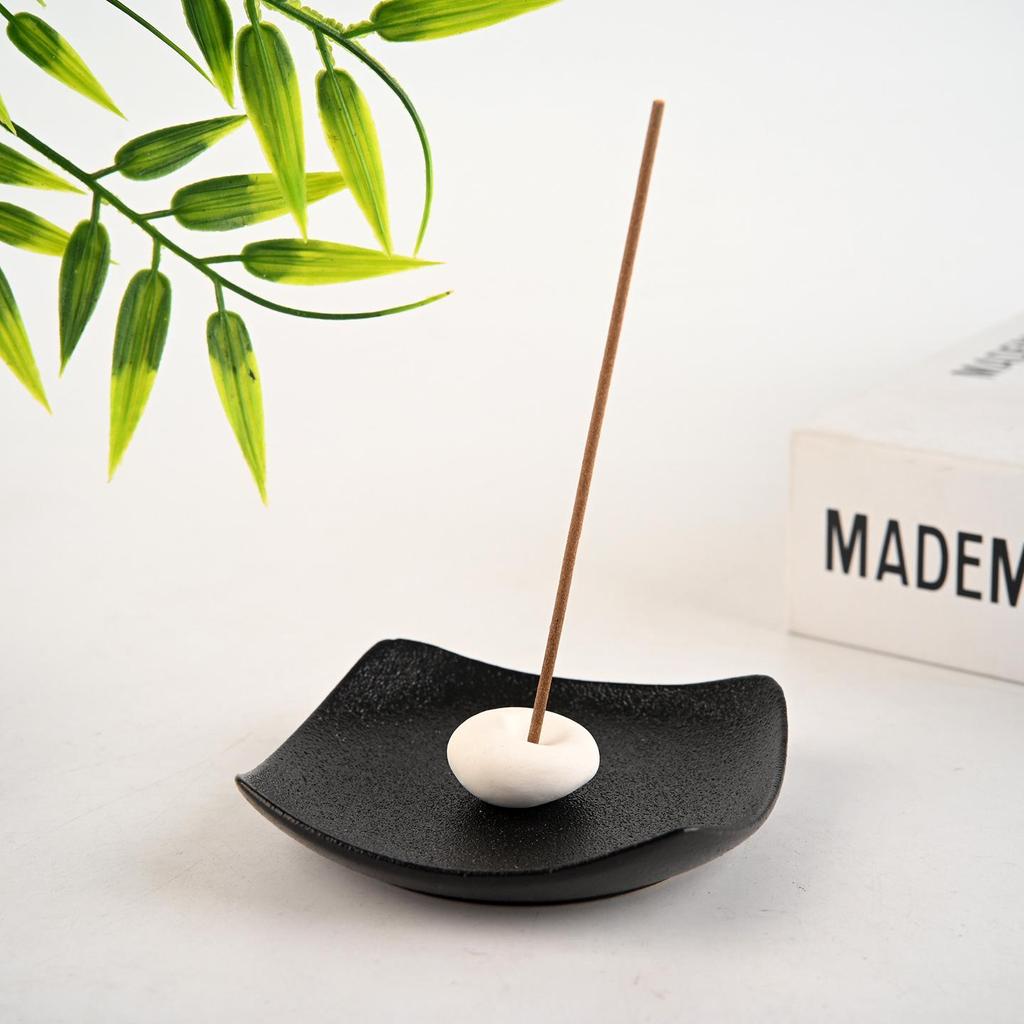 Black & White Wabi-Sabi Coarse Pottery Incense Holder - Simple & Elegant Sandalwood Stick Stand.