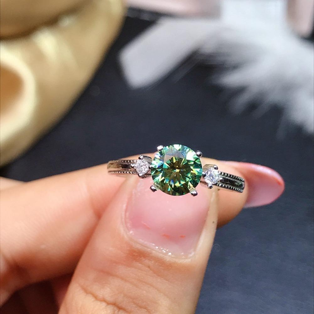 Sparkling High Carbon Diamond Women Ring 1 Carat Green Moissanite Open Adjustable Elegant Jewelry Gift