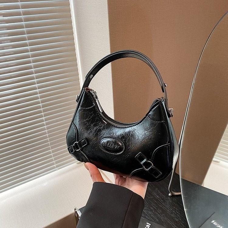 2023 New Arrivals Wine Red Urban Simple Pu Dumpling Bag Shoulder Crossbody Bag For Women