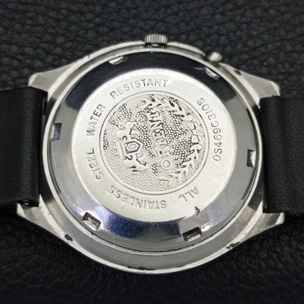 VINTAGE ORIENT AUTOMATIC 46943 JAPAN MENS BLACK COLOR DIAL WATCH a700716-5 R204-a700716