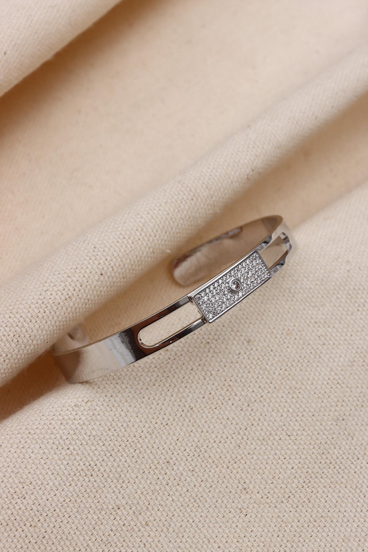 

Серебряный браслет Vip наручники с подвижной головкой