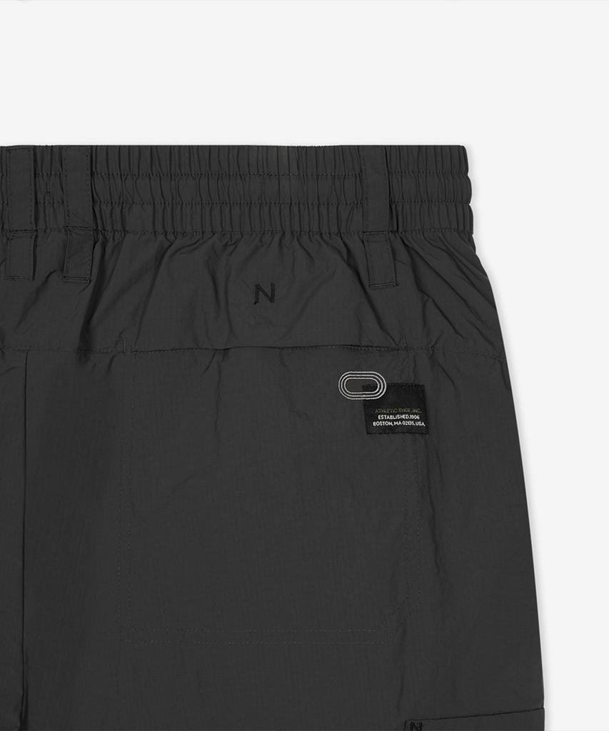 Nyuballanseu Nbnvg21513 / Uni Frozen Cotton-Like Cargo Knee-Length Bermuda Shorts (Charcoal)