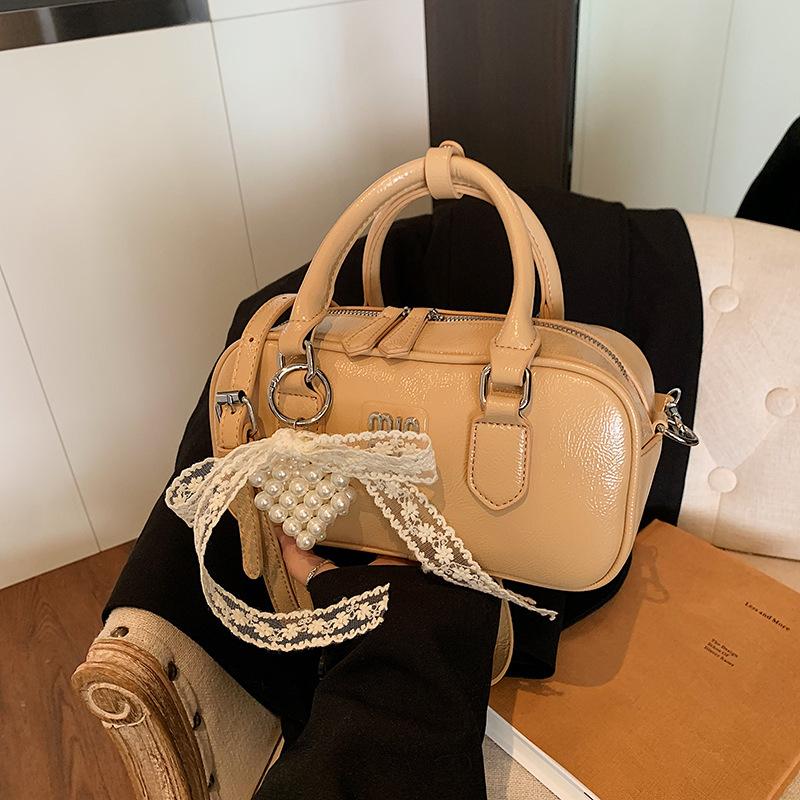 Popular Small Bag Women's New Fashion Versatile Messenger Bag Portable Pillow Bag