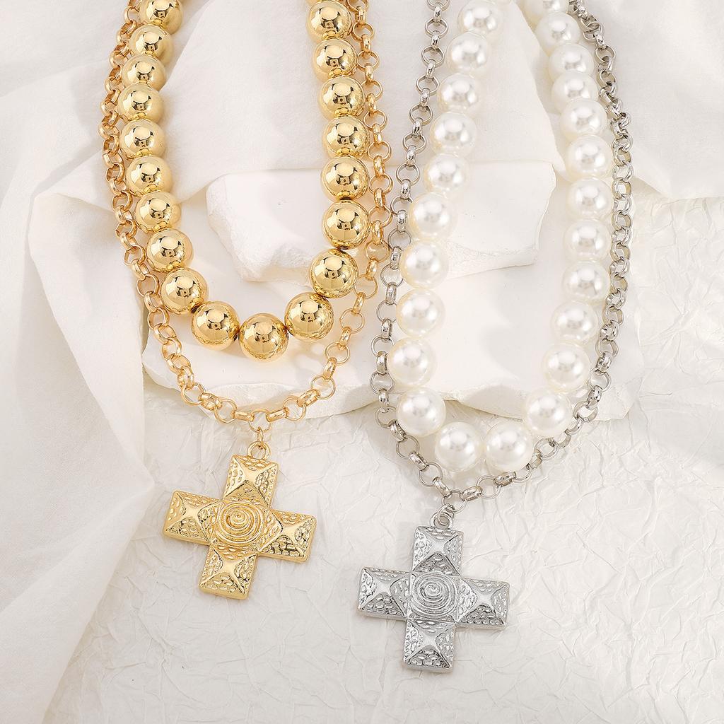 Tooxika Exaggerated Metal With Diamonds Cross Pendant Necklace Set Retro Literary Light Luxury Collarbone Chain