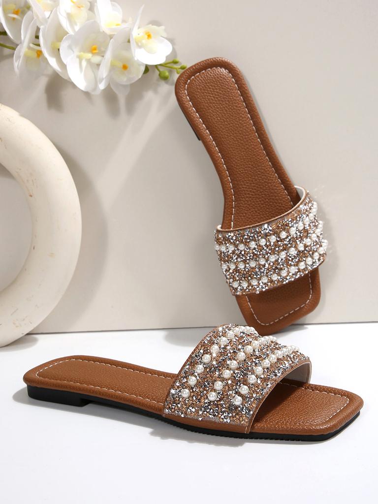 [Foreign Trade] European Station Pearl Rhinestone Flat Bottom One-character Cool Slippers Women's Fashion Outer Sandals Women's Trend