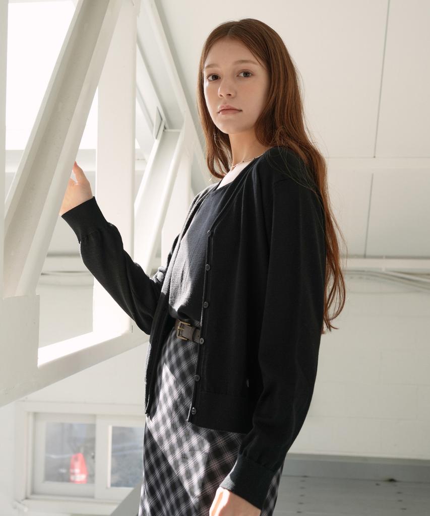 VLETI Logo Embroidered Cardigan & Sleeveless Set (Black)