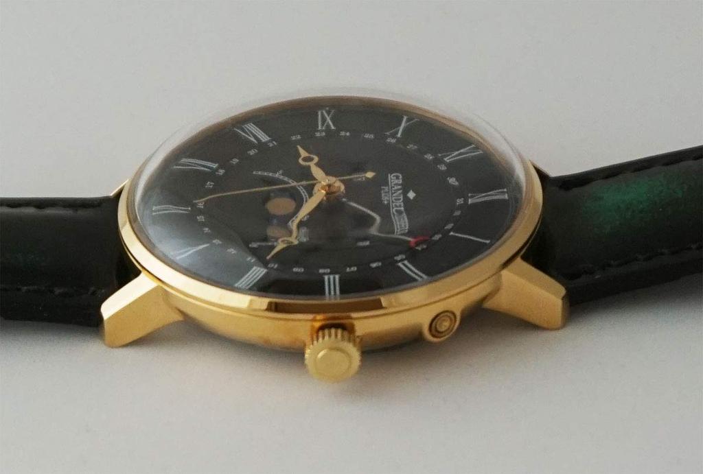 GRANDEUR PLUS+ Japanese Advantik Leather Triple Calendar & Moon Phase GRP014G1