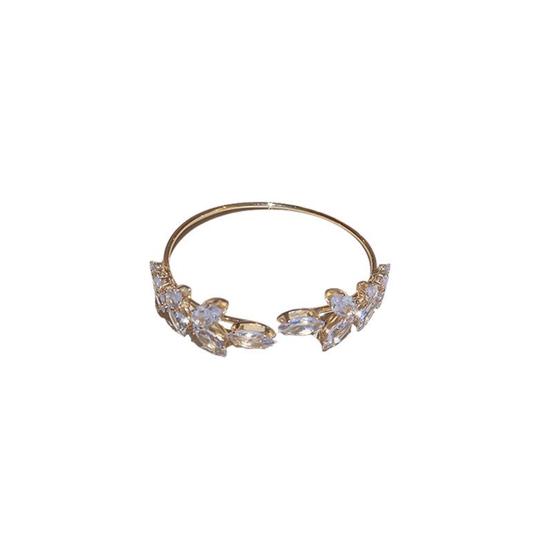 Korean Sweet Crystal Leaf Cuff Bracelet: Elegant Fashion Jewelry for Women