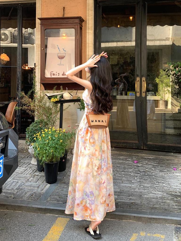 2025 French Retro Floral Halter Sundress: Women's Summer Backless Waist-Hugging Long Dress