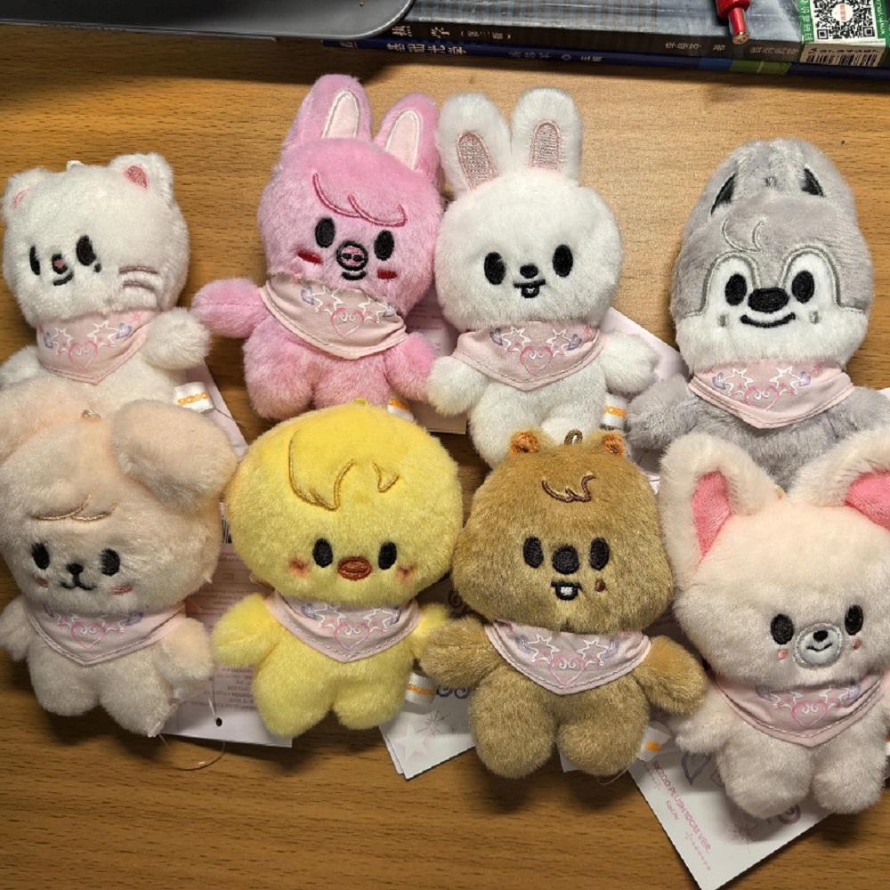 Plush Keychain Stray Kids Plush Toy Water Scarf Bean Eye Felix Plush Keychain Male and Female Fans Birthday Gift
