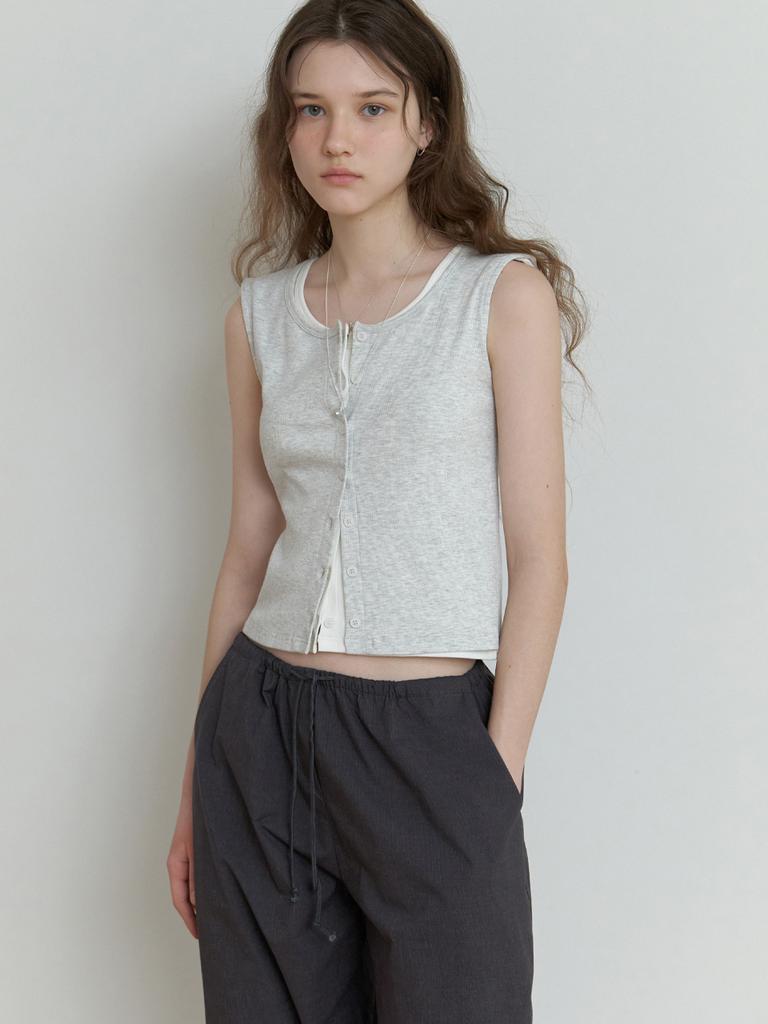 Deomiteun Nap Button Sleeveless (White)