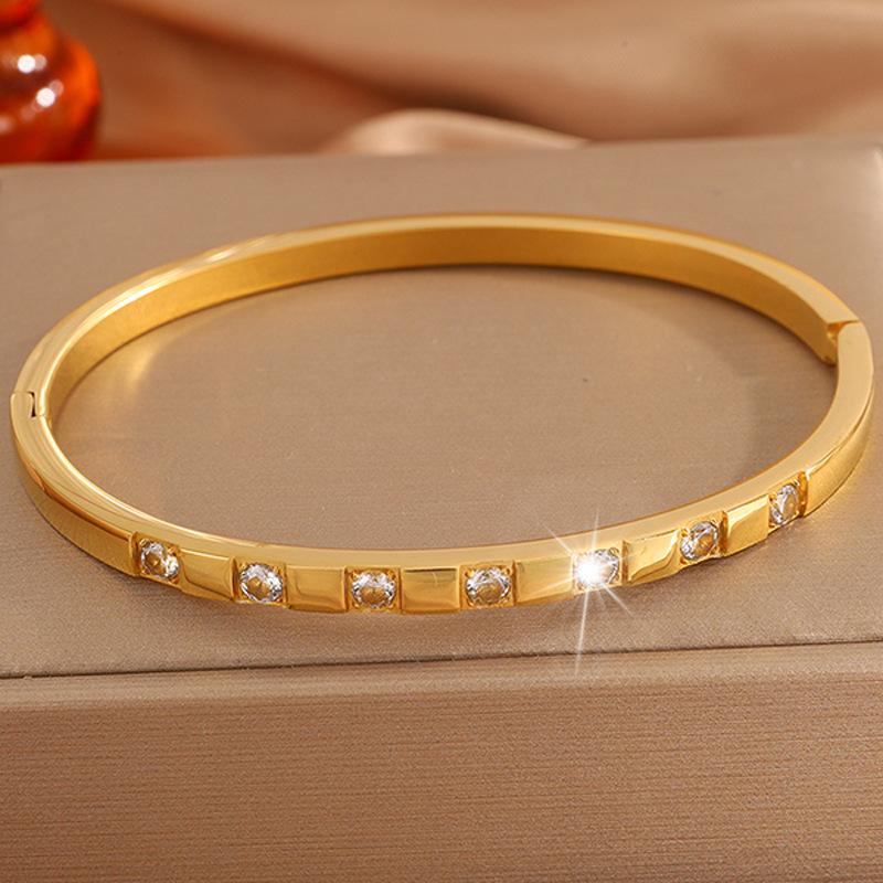Fashionable and Simple Women's Plaid Light Luxury High Jewelry Bracelet