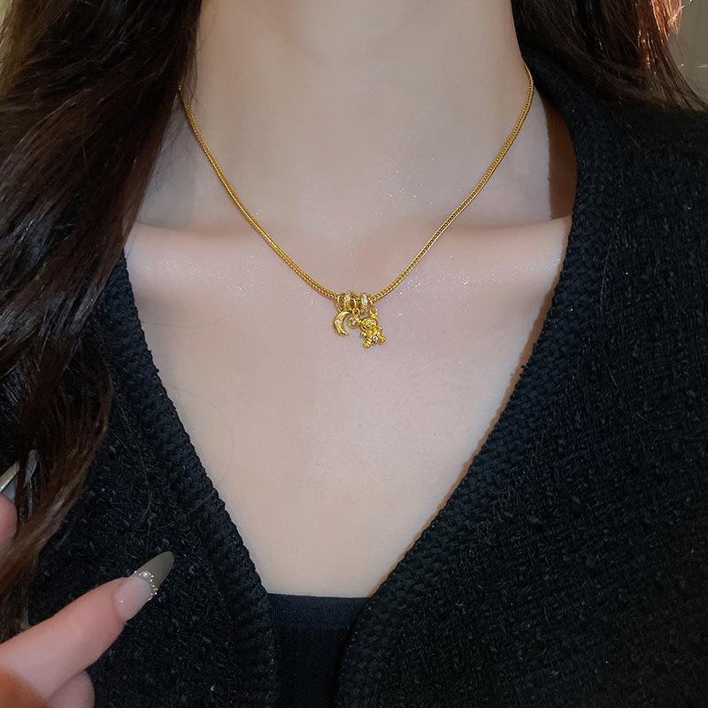 Korean Cold Wind Geometric Love Bow Necklace Personality Trend Sweater Chain Simple Retro Item Decoration