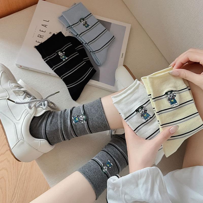 Casual Mid-Leg Socks Embroidered High-Value Striped Bear Korean Socks