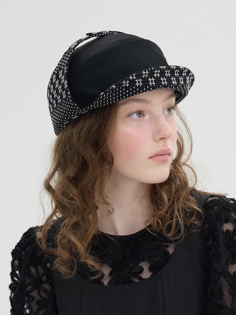 Beulaunhaes Reversible Eddie Ear Flap Cap