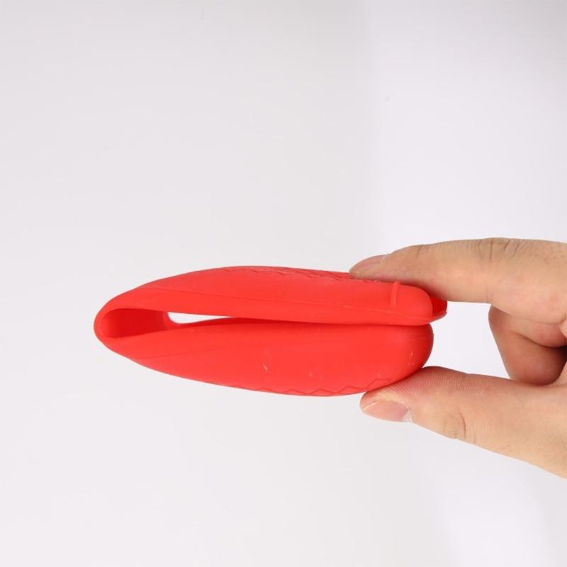 Soft Flexible Distant control Case Shockproof Design Prevents Accidental Droppage And Maintains Button Accessibility