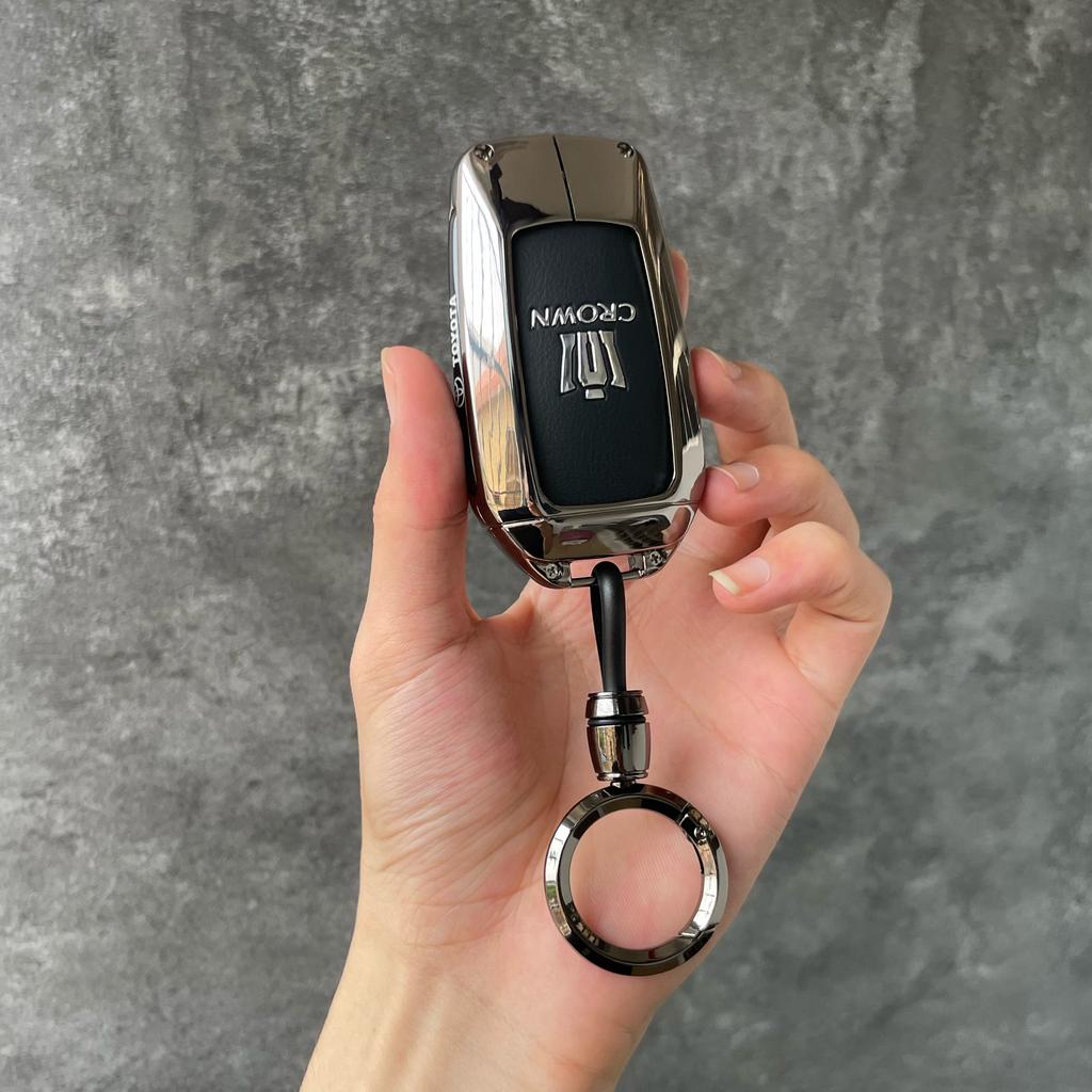 Suitable for all S3 models, including the Crown Land Cruiser key case 2023, the 2018/15, and the 14th generation car buckle JH3