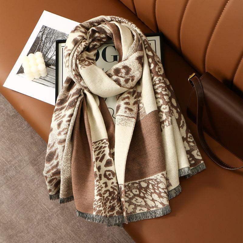 New hot-selling leopard print imitation cashmere versatile long towel women's office air-conditioned room thickened warm trend scarf