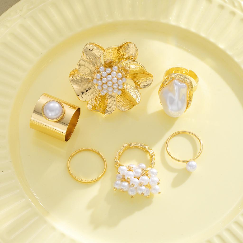 6/7 PCS Geometric Flower Imitation Pearl Rings For Women Vintage Irregular Gold Color Rings Sets Fashion Elegant Party Jewelry