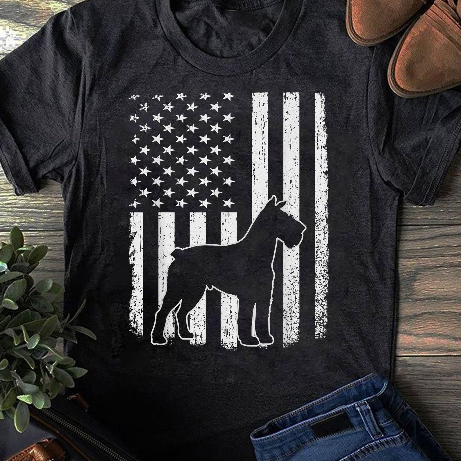 Retro Schnauzer American Flag Dog Dad Dog Mom T-Shirt - Gift for Dog Lovers - Funny Dog - Vintage Shirt - Schnauzer Lover XL