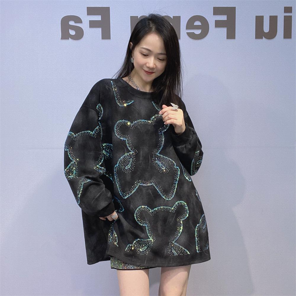 Un Hanorac Relaxat cu Gât Rotund, Lungime Medie, Incrustat cu Diamante, cu Mâneci Lungi pentru Femei Un Top Larg, de Mărime Mare, pentru Toamnă și Iarnă