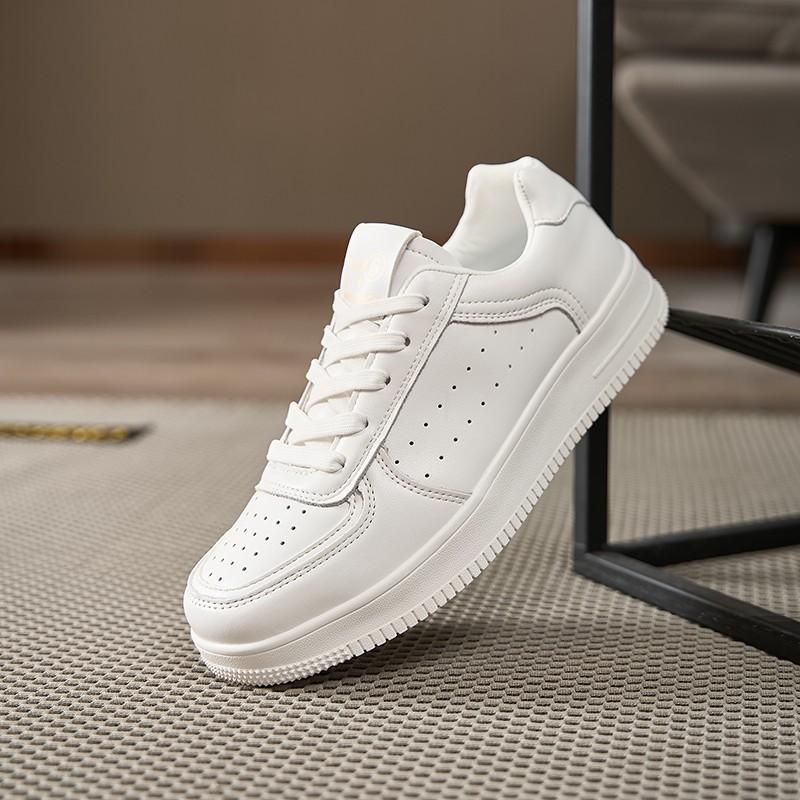 Little White Shoes Women's 2025 New Spring, Autumn and Winter Flat Bottom Versatile Casual Skirt White Board Shoes Sports Explosive Thick Bottom