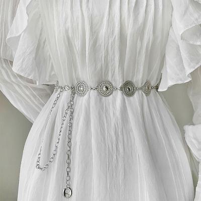 Cinture da Donna in Metallo Rotonde Traforate Oro Argento Intagliate Lunghe a Catena Regolabile Cinghia Decorativa per Abito Cappotto da Donna Ragazza