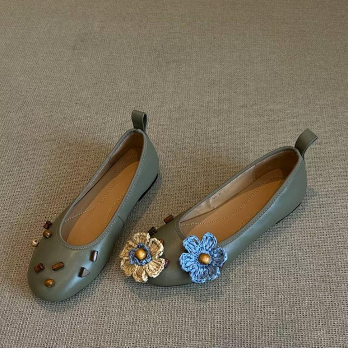 

Sheepskin version~ French flat-bottomed small flower light mouth single shoes women s one-pedal fashionable casual versatile commuter Mary Jane shoes 40