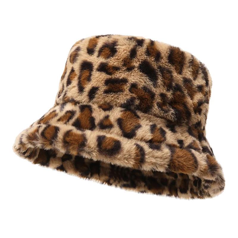 Women's Leopard Print Fleece Bucket Hat with Warm Wide Brim Vintage European American Style,Suitable for Everyday,Commute,Outing