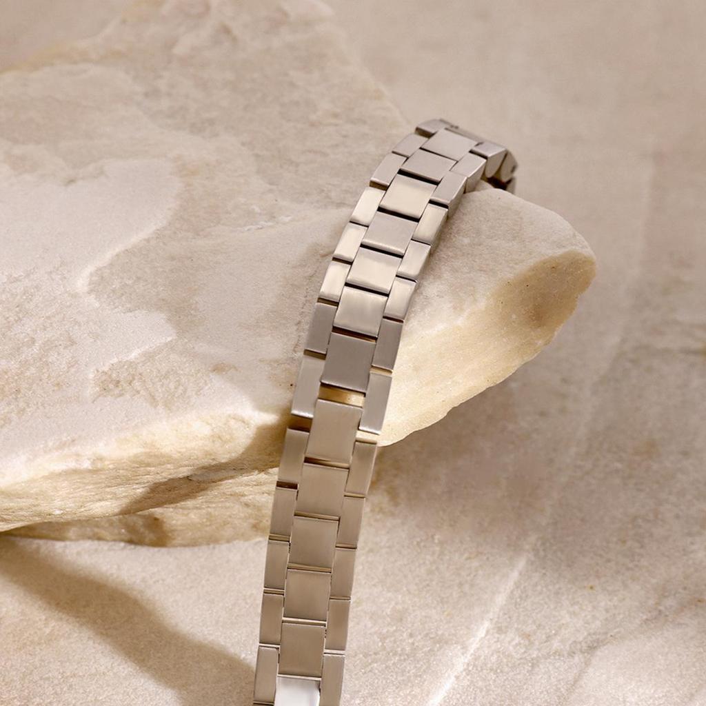 Jie Ding Europäisch & Amerikanisch Strass Titanstahl Armband für Damen - Langlebig, Stilvoll, Nicht verblassend.