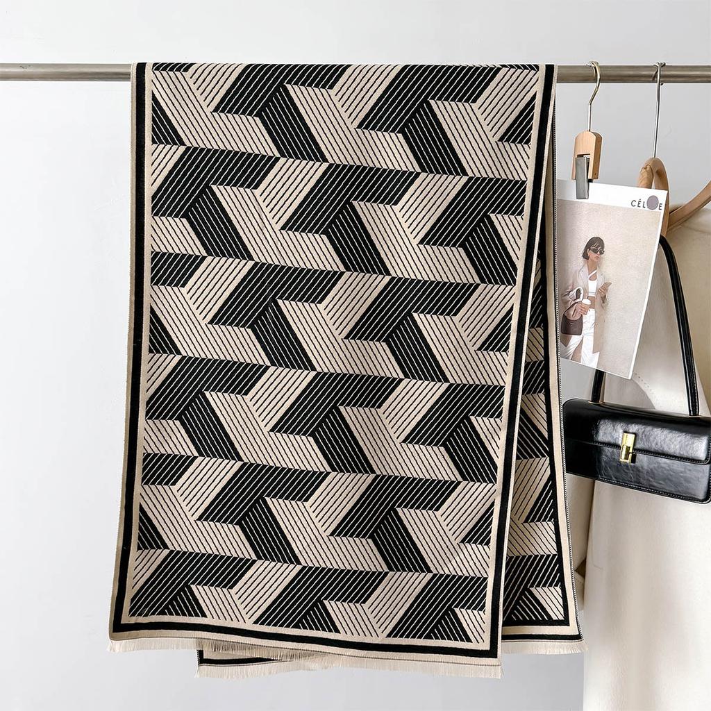 Koreanischer Mode-Schal Herbst Winter Doppelseitiger Imitat-Kaschmir Verdicken Warme Wickeltücher Reduzierter Fransen-Schal Luxuskleidung Frauen