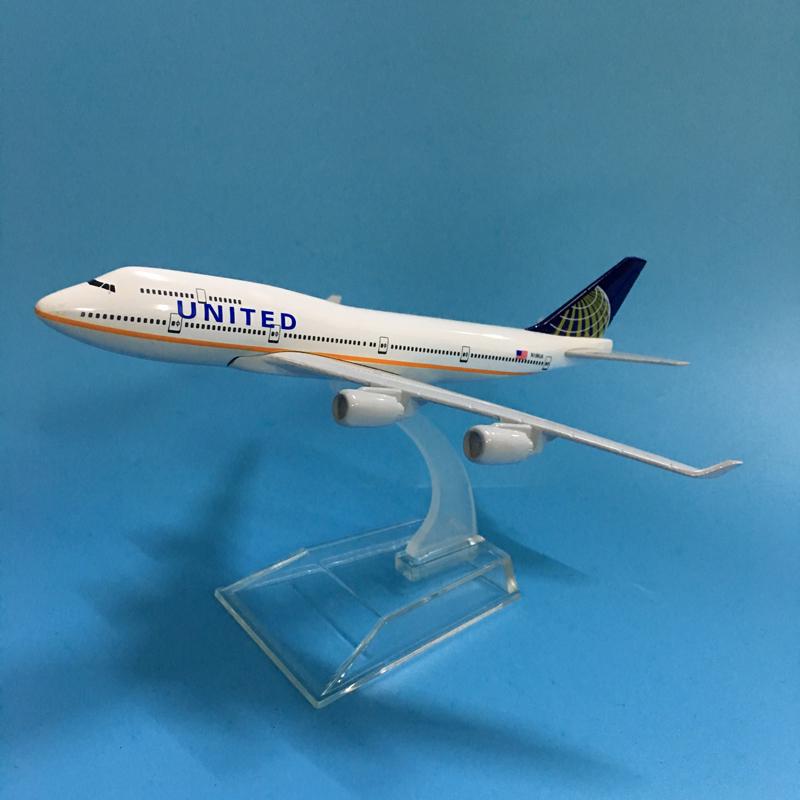 1/400 Scale 16cm United Boeing B747 Airplane Model Airplane Diecast Metal Planes