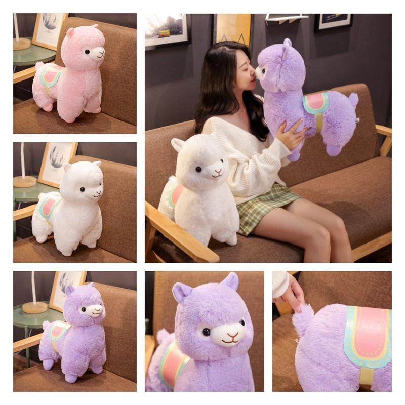 Peluche Grande y Lindo de Alpaca para Niñas, Suave y Abrazable, Muñeco de Cordero Relleno con Relleno de Algodón PP para Dormir o Abrazar, Rosa, Blanco y Morado