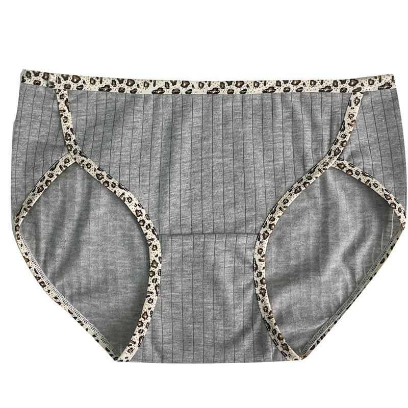 Leopard Print Seamless Cotton Butt-Lifting Panties - Japanese Style, Breathable, Antibacterial, Plus Size for Women