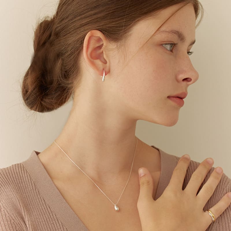 Lewe Long teardrop earring