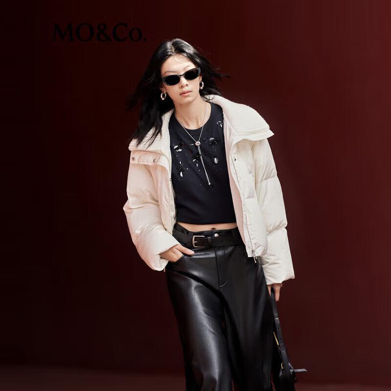 

MO&Co. Women s 90% Duck Down Puffy Short Down Jacket with Large Lapel S (160)