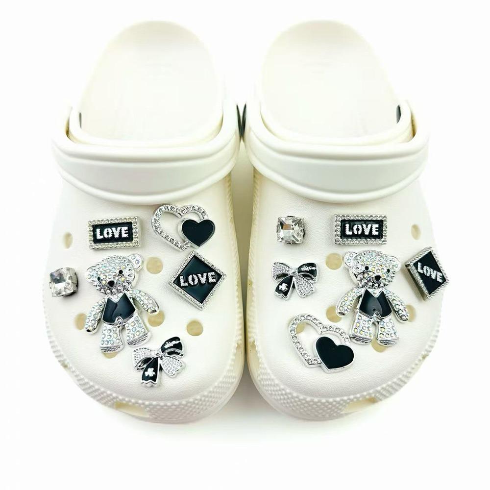 12PCS Fashion Shoe Charm Set Diamond Bear Letter Heart-shaped Bow Shoe Decorations Buckle for Sandals Clogs DIY Accessories Gift