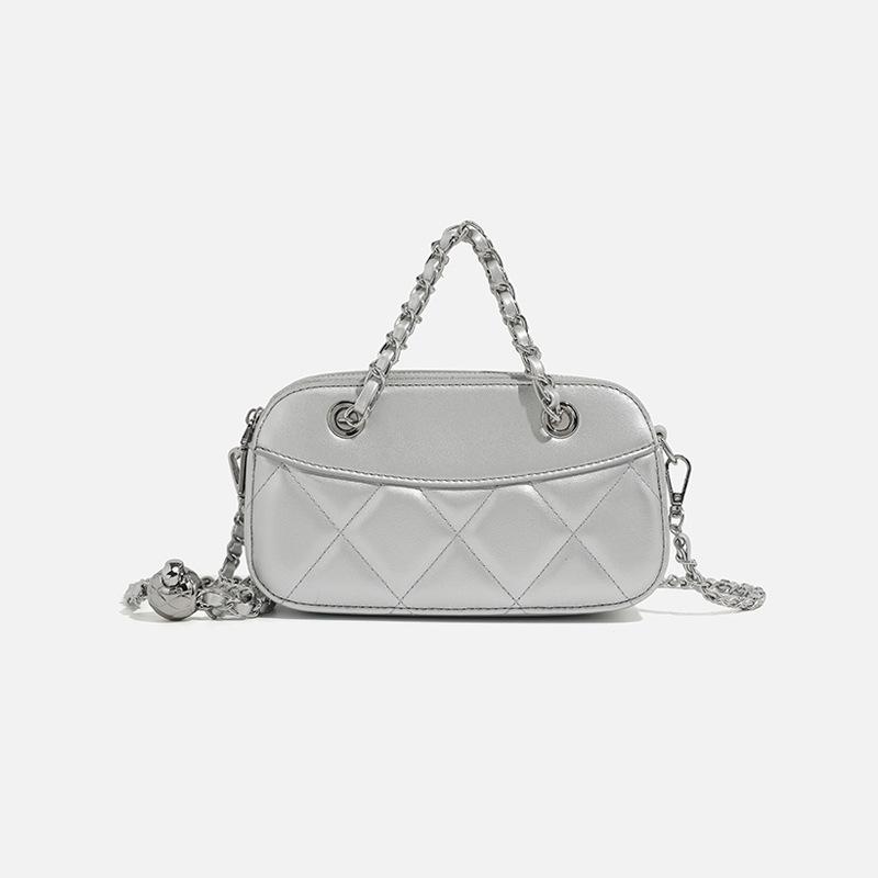 2024 Summer New Niche-Inspired Classic Quilted Chain Handbag, Shoulder and Crossbody Bag, Fashionable and Versatile Small Square Bag