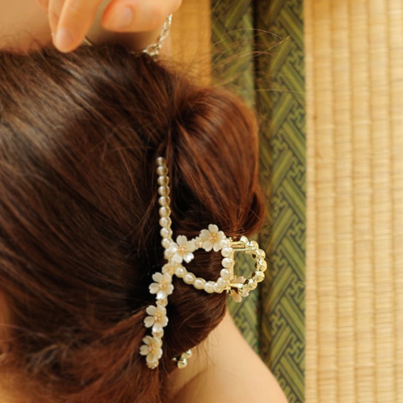 

ZOENA pearl popo hair White