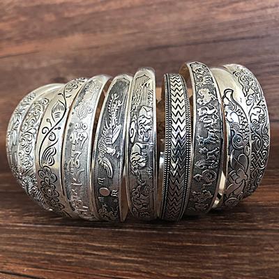Neue Retro Armreifen Tibetisches Kupfer Metall Schnitzen Fisch Elefant Blume Armreifen Vintage Zigeuner Zirkon Weibliche Geschenke