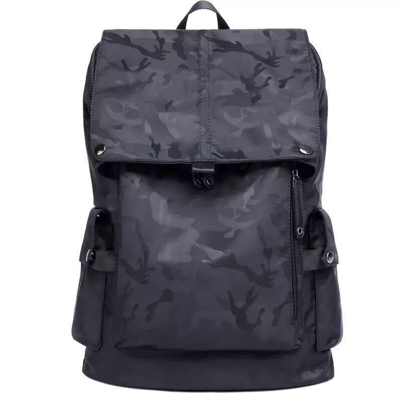 

WEZHO Men s Large Capacity Fashion Backpack