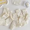 Chaussettes blanches simples, polyvalentes, jolies, nœuds papillon, petites fleurs, chaussettes tube moyennes pour femmes, Kawaii Harajuku Jk Lolita, chaussettes en coton pour filles