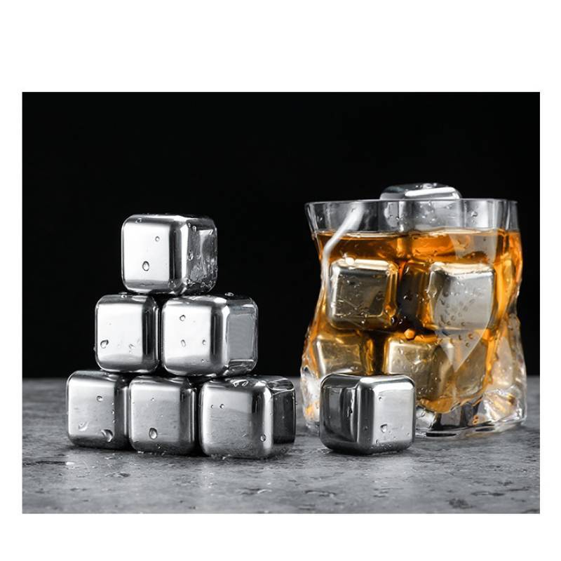 Moderne Edelstahl-Whiskey-Eiskugeln Mit Gefrierfestem Kasten Für Bar-Dekoration