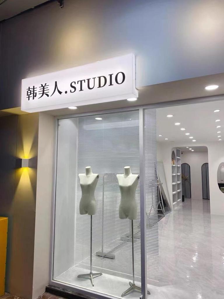 Custom Acrylic Light Box Corner Store Advertising Sign – Wall-Mounted, Luminous, Outdoor-Ready